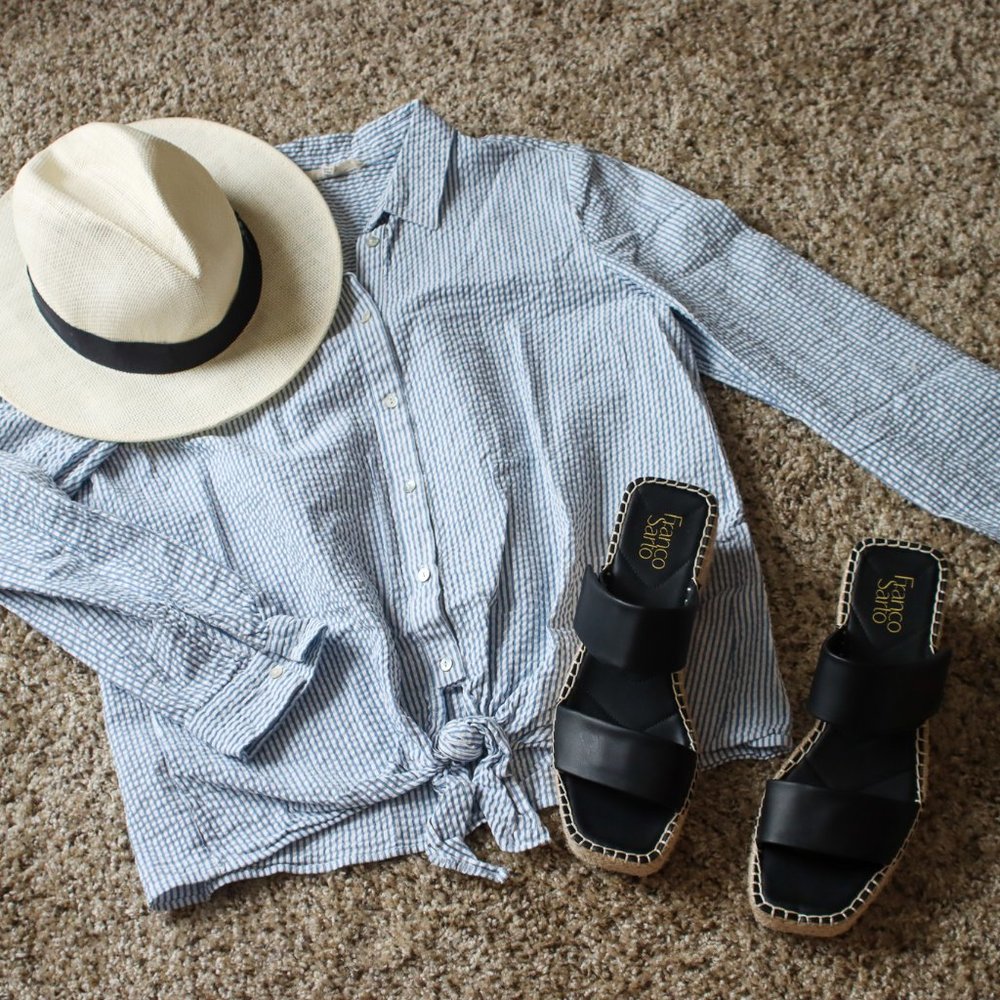 Seersucker Long Sleeve Button Down Tied Top Sz M